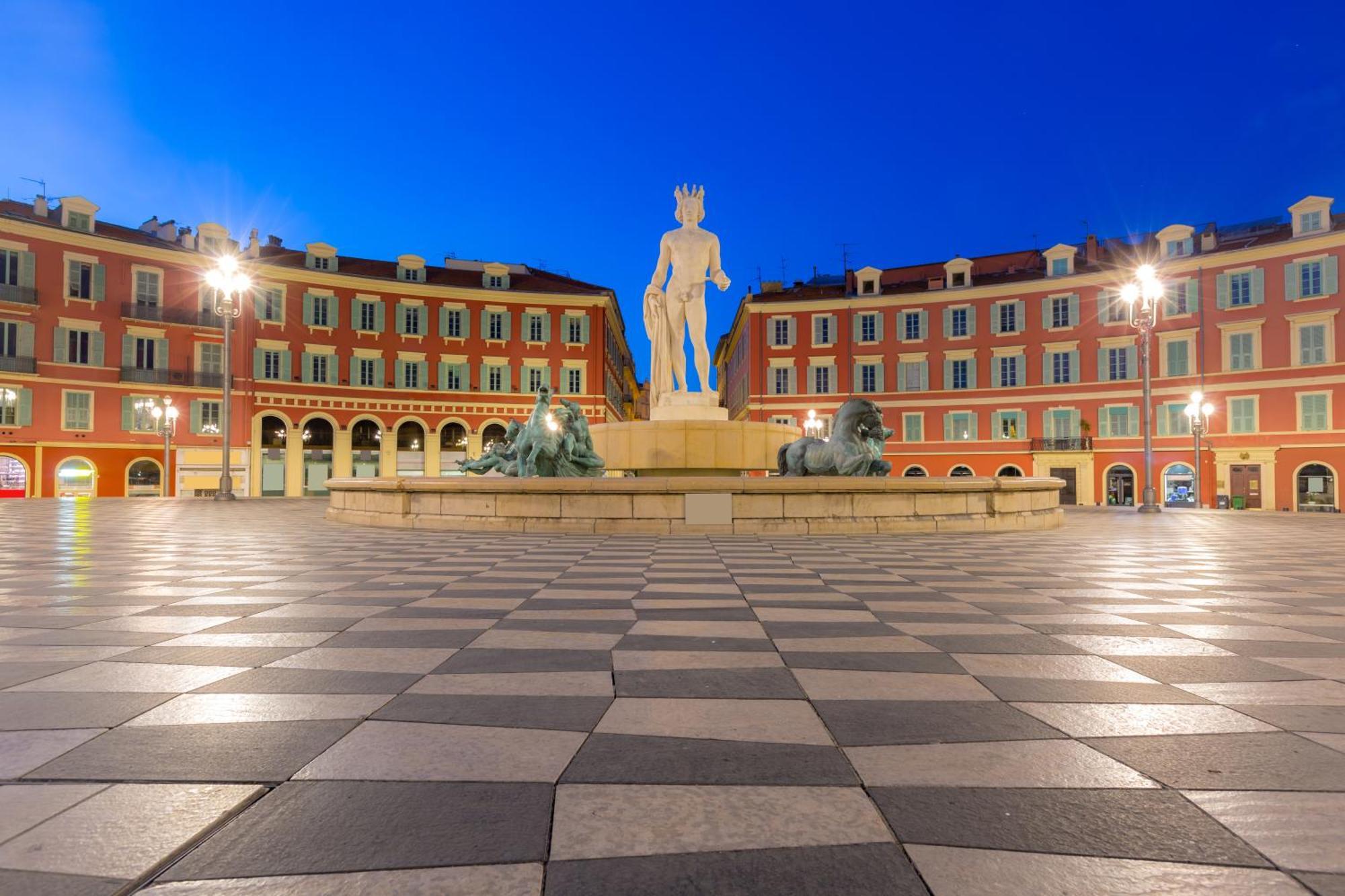 Le 323 Prom - 2 Chambres - Ac - Parking - Tram Et Supermarche Proches - Front De Mer Nice Exteriör bild